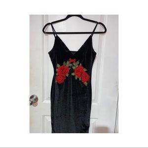 Midi Suede Emboidered Roses Dress 🌹